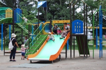 児童公園（遊びの森）